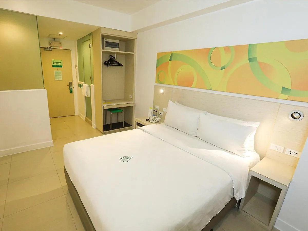 Go Hotels Manila Airport Road Paranaque City